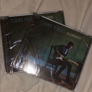 2 Shawn Mendes Illuminate Albums Unopened